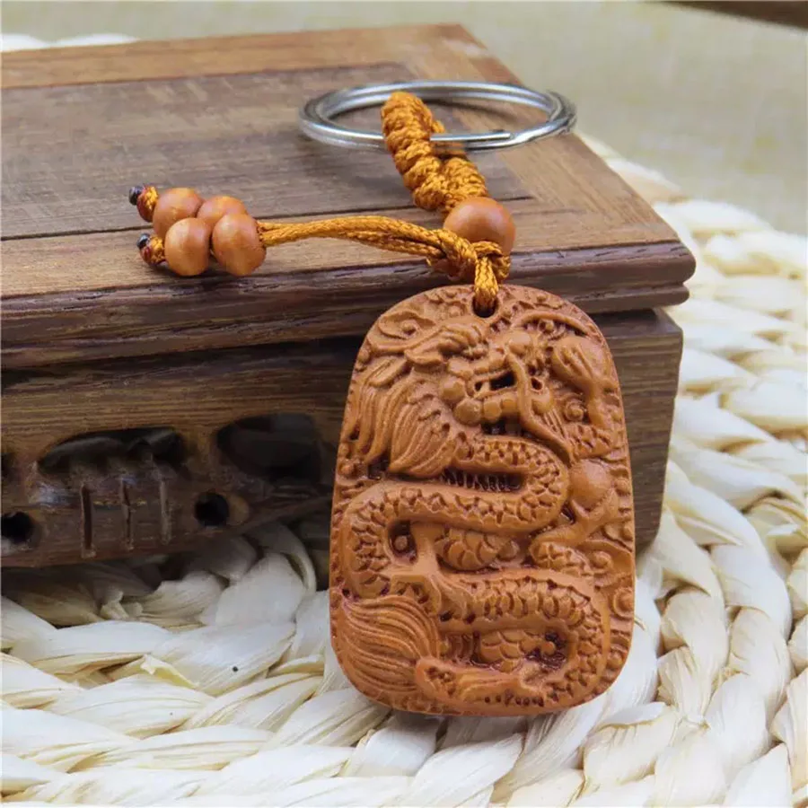 Kreative Schnitzen Holz Schlüsselbund Unisex Handgemachte Kugel Drachen Marke Anhänger Schlüsselanhänger Charme Glück Homme Geschenk Schlüssel Zubehör