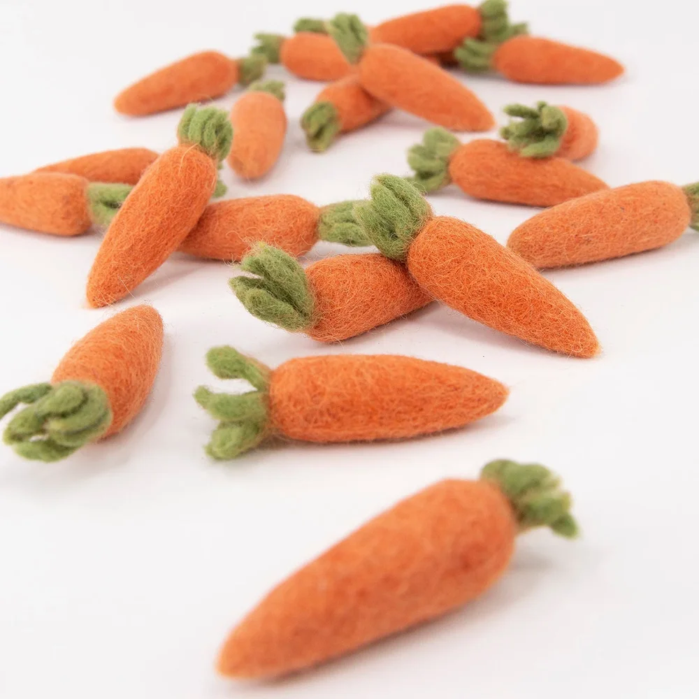 

5Pcs 7cm Wool Felt Carrots Rustic Easter 2026 Decorations Children's Gifts Easter Hunting Bunny Squad Accessories Cute Items