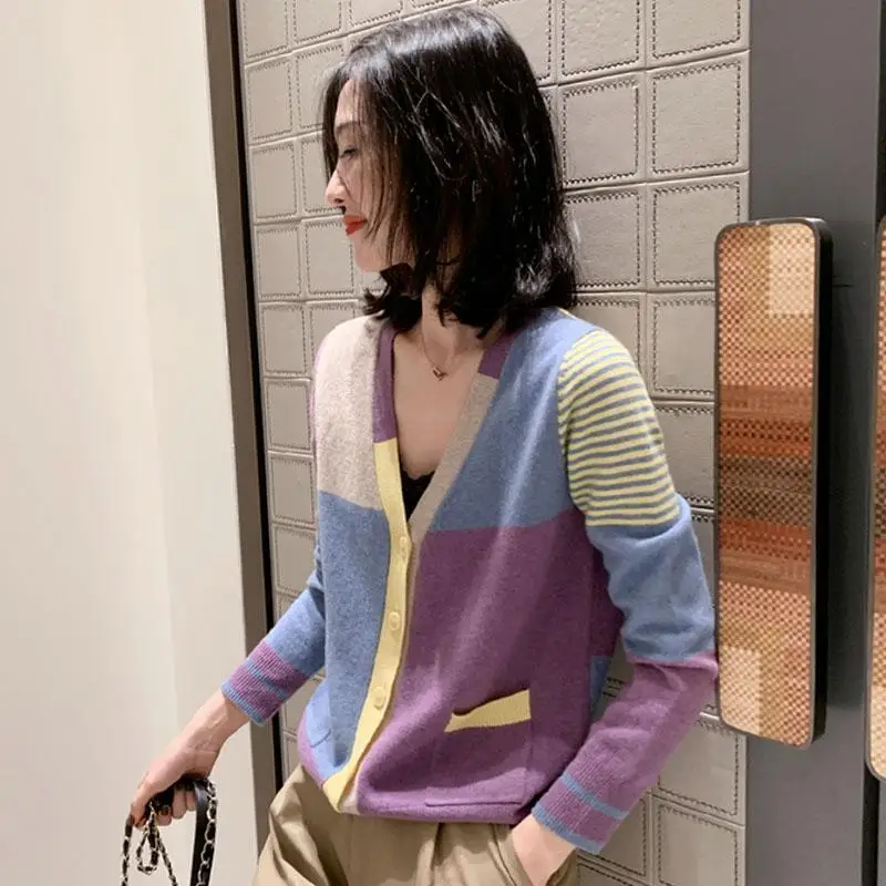 Women Autumn Korean Fashion Patchwork Striped Loose V-neck Long Sleeve Knitwear Ladies Casual All-match Knitting Cardigan Tops