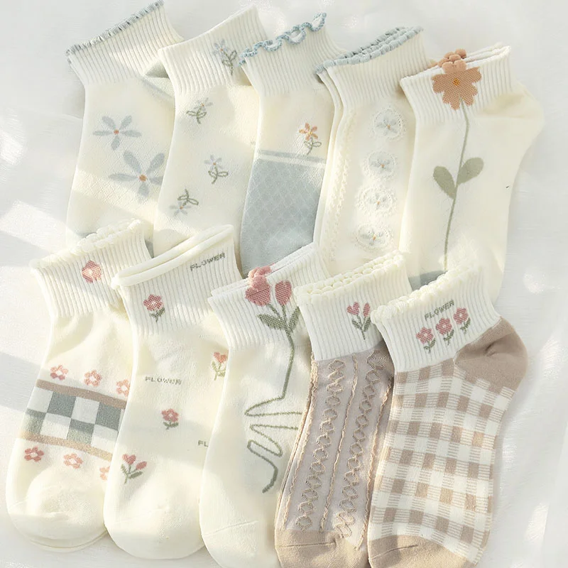 

Women's Summer Thin Breathable Shallow Mouth Japanese Cute Student Short Tube Breathable Ins Trendy Boat Socks
