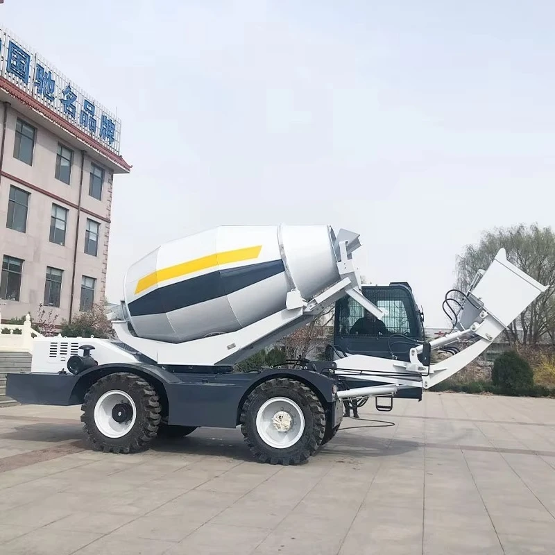 China Factory Mini 3.5 Cbm 4 Cbm 6.5 Cbm Self Loading Concrete Mixer with tank Rotation