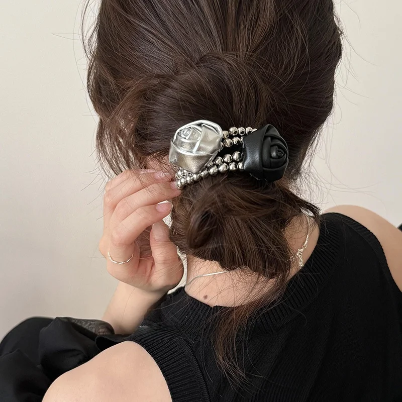 

Fashion Leather Flower Hair Ties For Women Silver Beaded Elastic Hair Bands Elegant Ponytail Holder French Style Hair Accessory