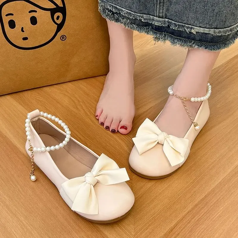 

Туфли для женщин Элегантные вечерние туфли с круглым носком Kawaii Однолинейная пряжка Жемчужные туфли на плоской подошве Высокое качество Модные стильные в продаже Y2k Chic