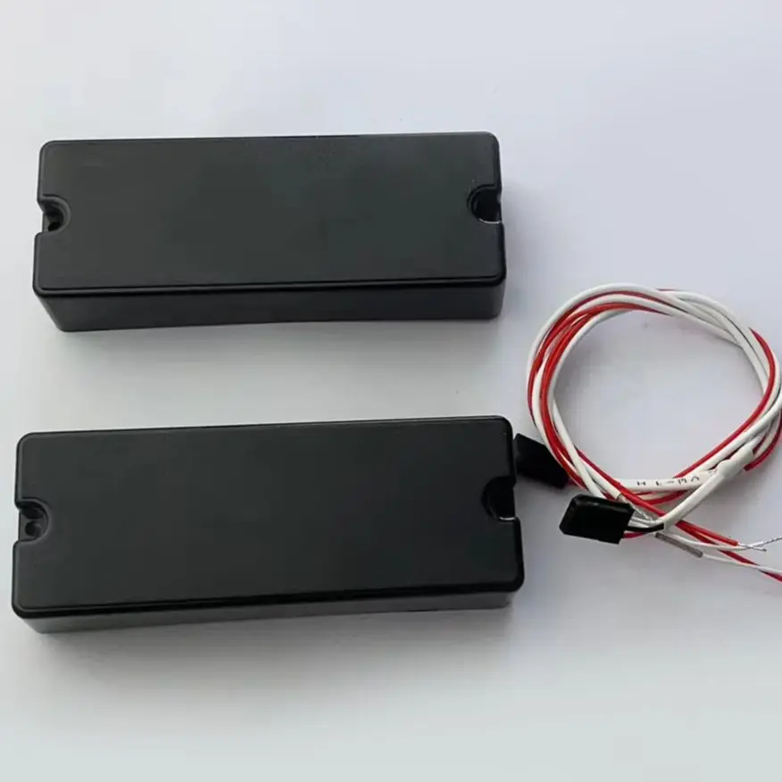 

Set of 2-hole black 5-string sealed active humbucking pickups