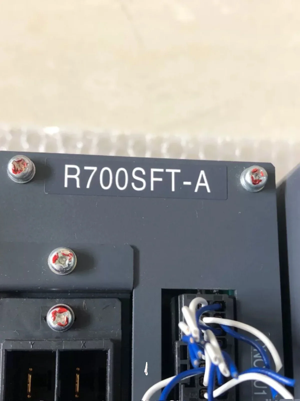 

Servo Driver R700SFT-A Original Stock