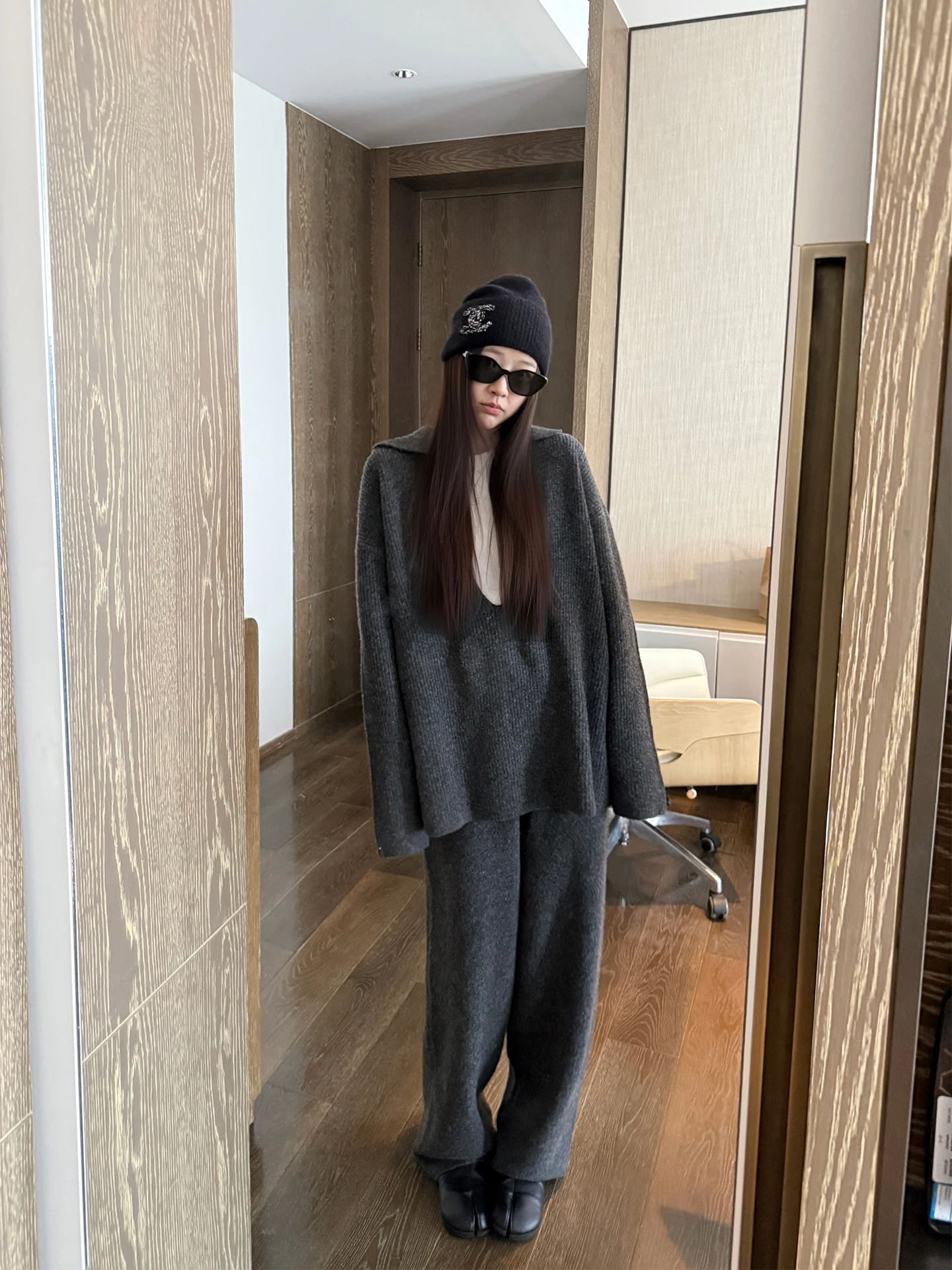 

Yaya op Wool Blend Long Sve V-Ne Sweater Set Women's Casual Sle Winter Collection Lightweight Fogl Wool Collar