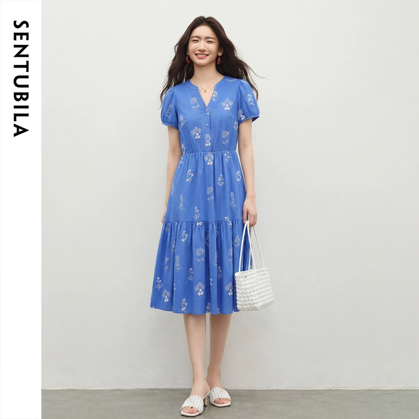 

SENTUBILA Cotton & Plant Embroidery] Pastoral Dress for Women's Summer High Waist and Thin A-shaped Skirt 162LI7710