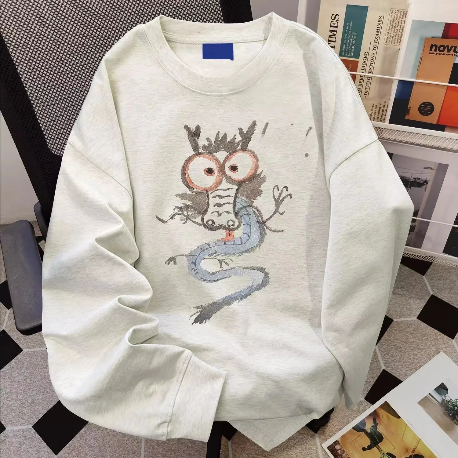 

Мужской свитшот оверсайз 300 Pou с круглым вырезом, повседневный, модный, брендовый, с принтом дракона, свободного кроя, осенне-зимний