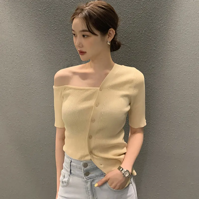 Chic Summer Women's Knitted Short Sleeve Shoulder Bared Slim Fit Diagonal Collar Single Button Design Fashionable Versatile Top