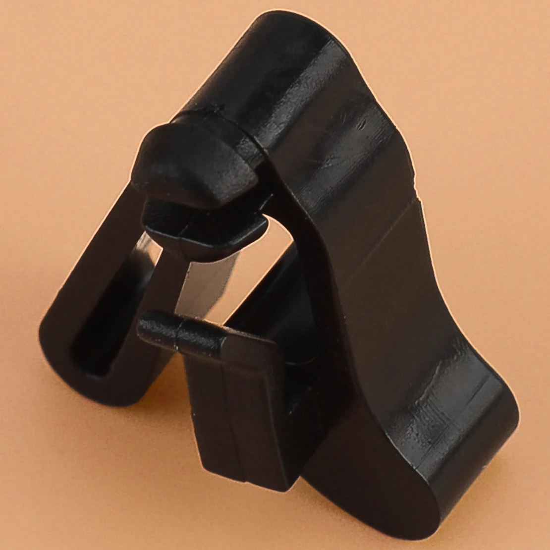 BPX700010 Gas Fuel Door Latch Clip Black Plastic Fit for Land Rover Discovery Series II 1998 1999 2000 2001 2002 2003 2004