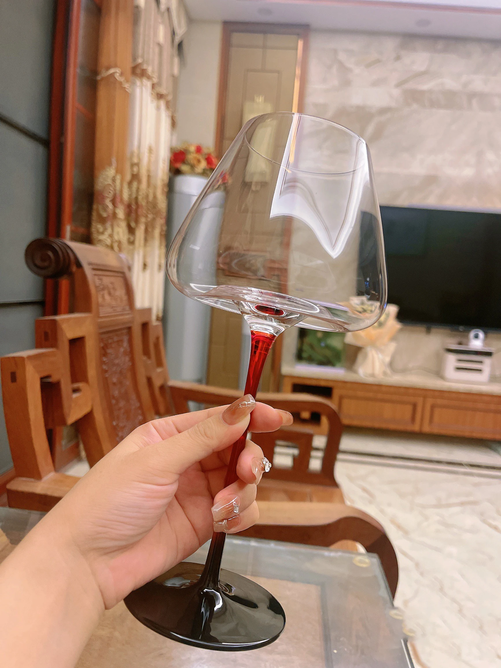 Red Wine Glasses High Wine Glass Set Home High Value Crystal Glass Burgundy Wine Glass High 720ml Large Capacity Bar Barware