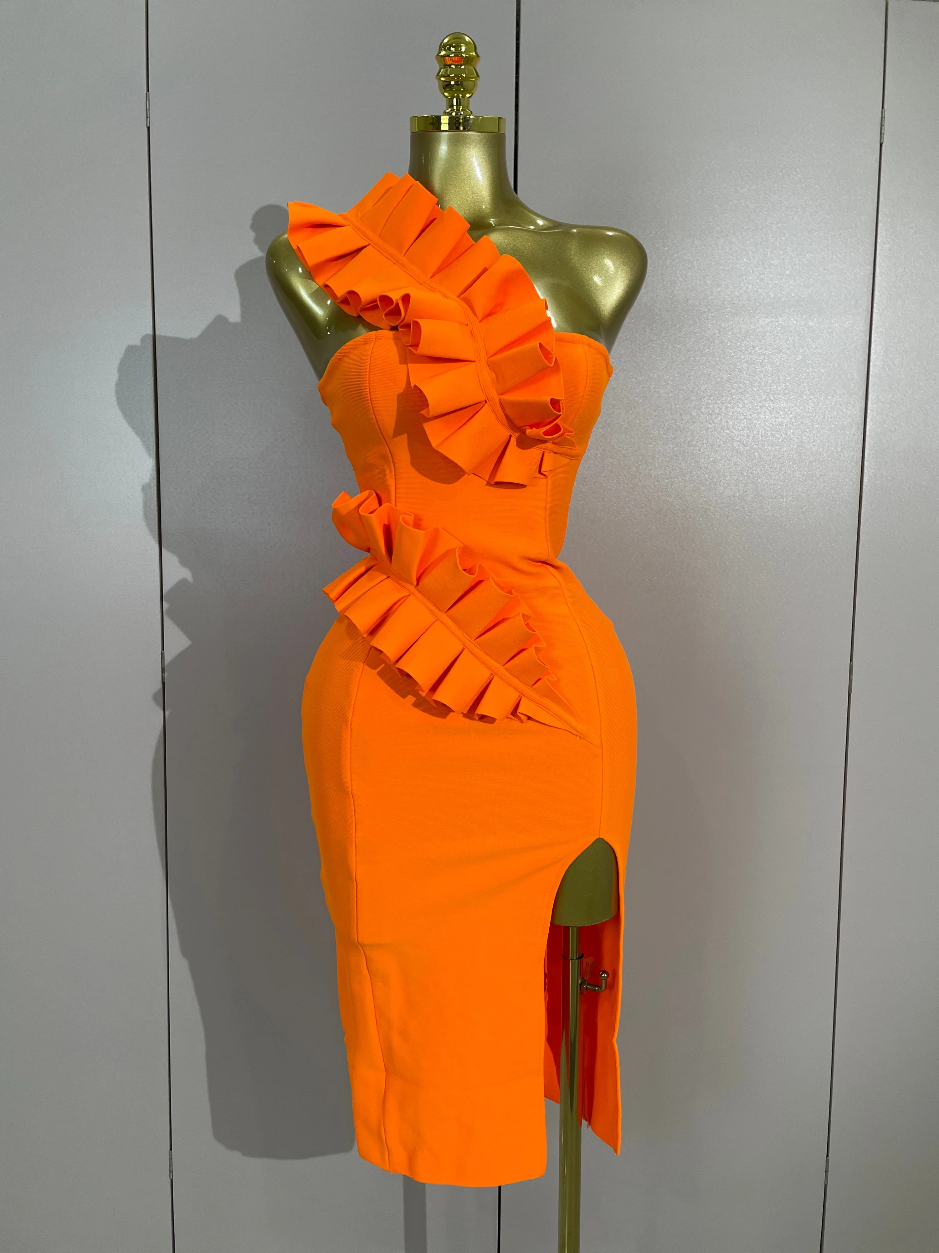 Women Celebrity Evening Party Prom Gown Elegant Sexy One Shoulder Ruffles Bodycon Split Bandage Dress Luxury Birthday Dresses