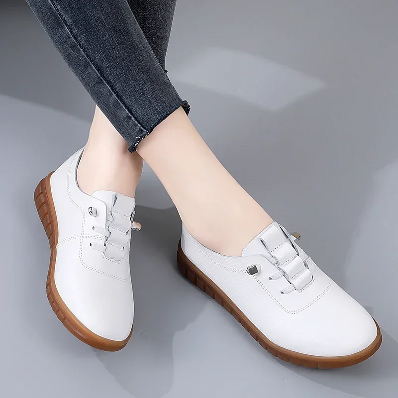 2024 New sneakers women casual shoes Spring Autumn Flats Genuine Leather Moccasins Woman Slip-on Loafers Female Boat Shoes