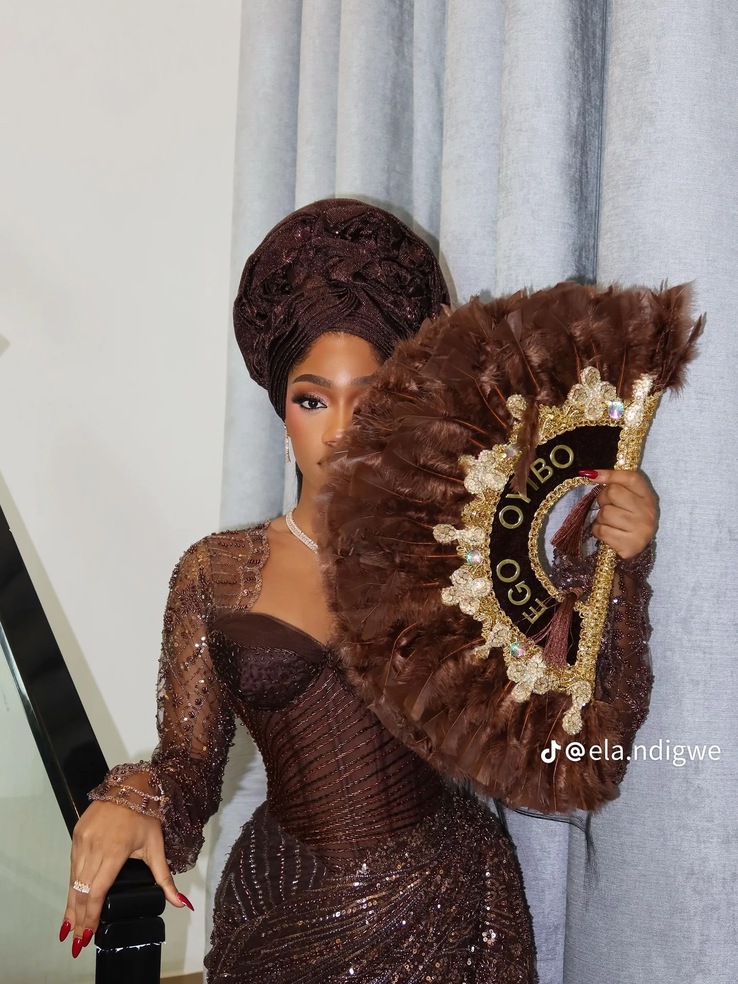 Abito da compleanno in pizzo marrone nigeriano con paillettes scintillanti e perline Abito da sposa africano personalizzato Abiti da festa di nozze Coco Aso Ebi