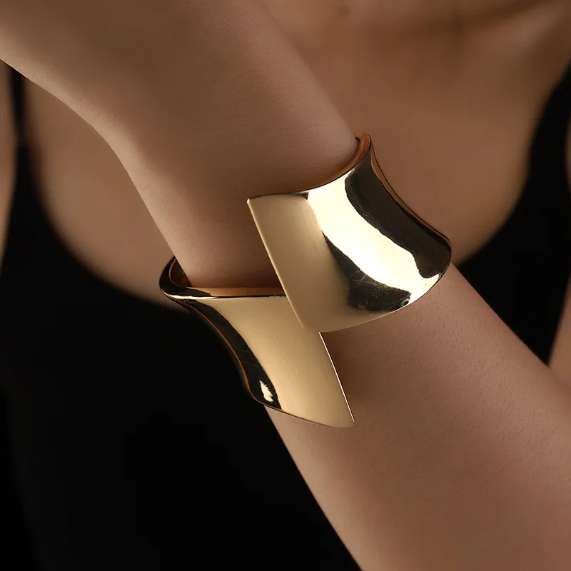 Punk Thick Chunky Irregular Geometric Cuff Wide Bangles for Women Smooth Spring Bangles Bracelets Pulseras Jewelry Party Gifts