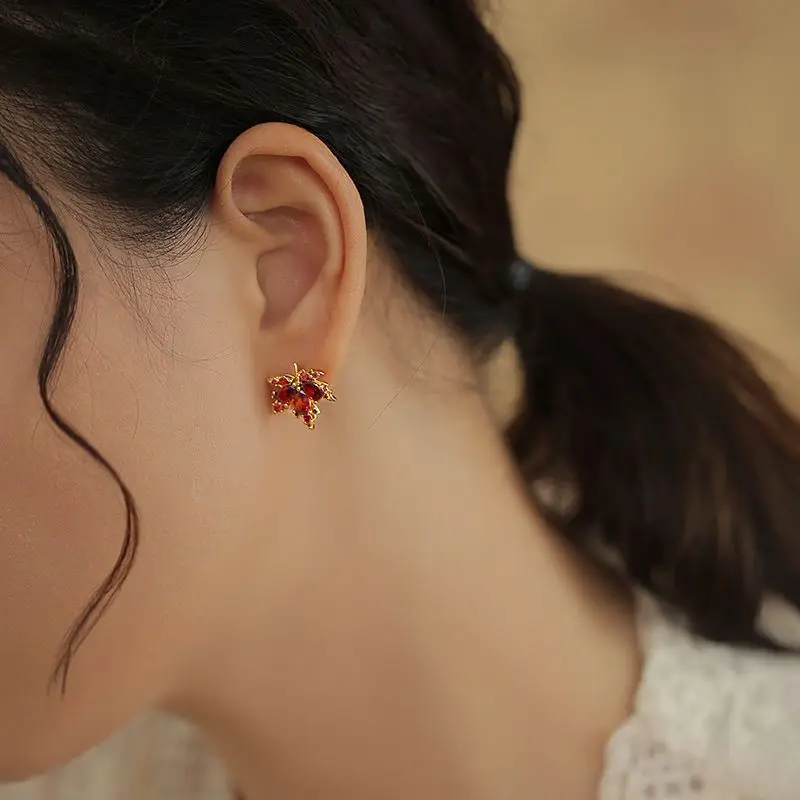 Anime  Genshin Impact Trend Earrings Kaedehara Kazuha Zircon Maple Leaves Earpin Cosplay Party Accessories