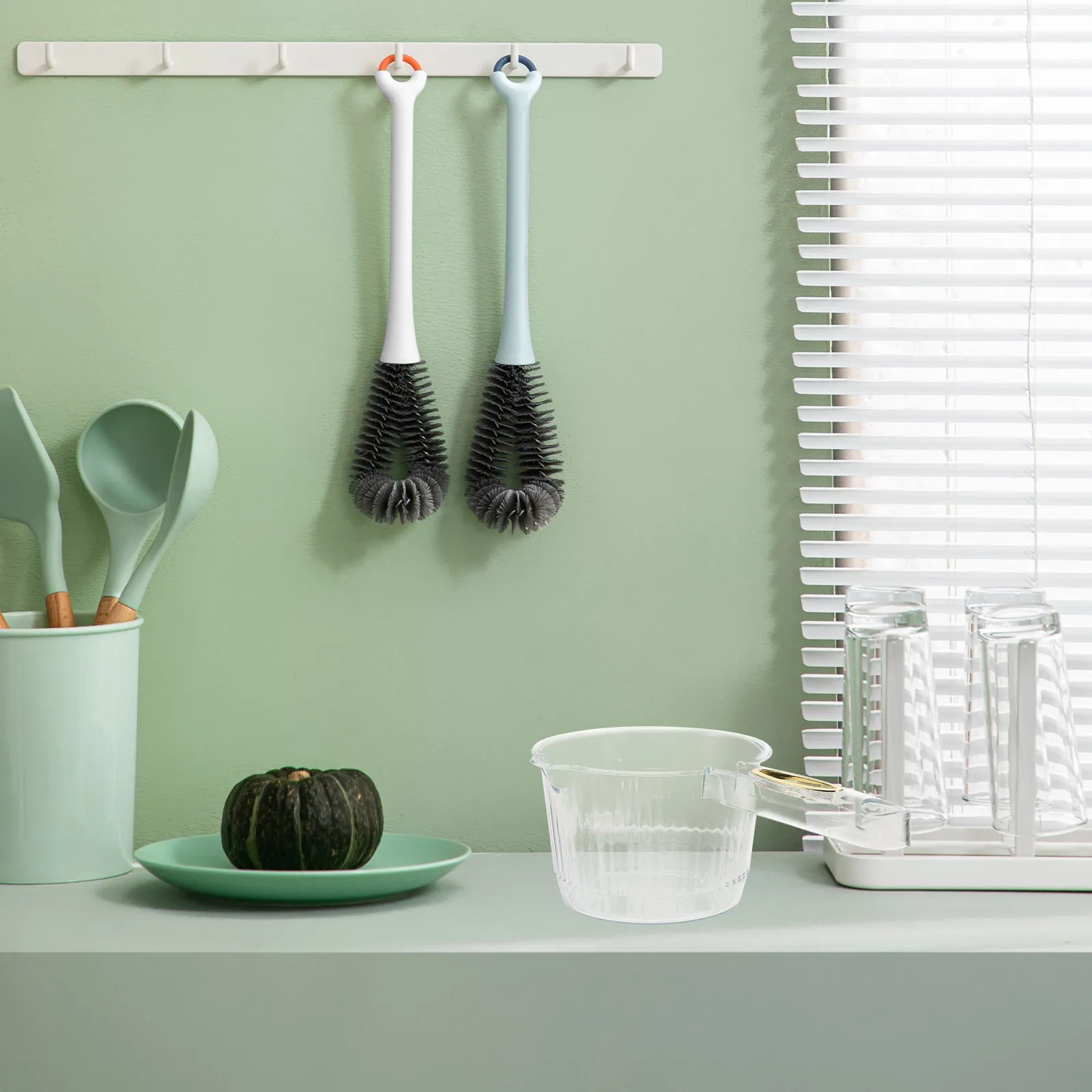 Water Ladle Large Deepened Plastic Scoop Ergonomic Handle Multipurpose Water Dipper for Kitchen Bathing Flower Watering and