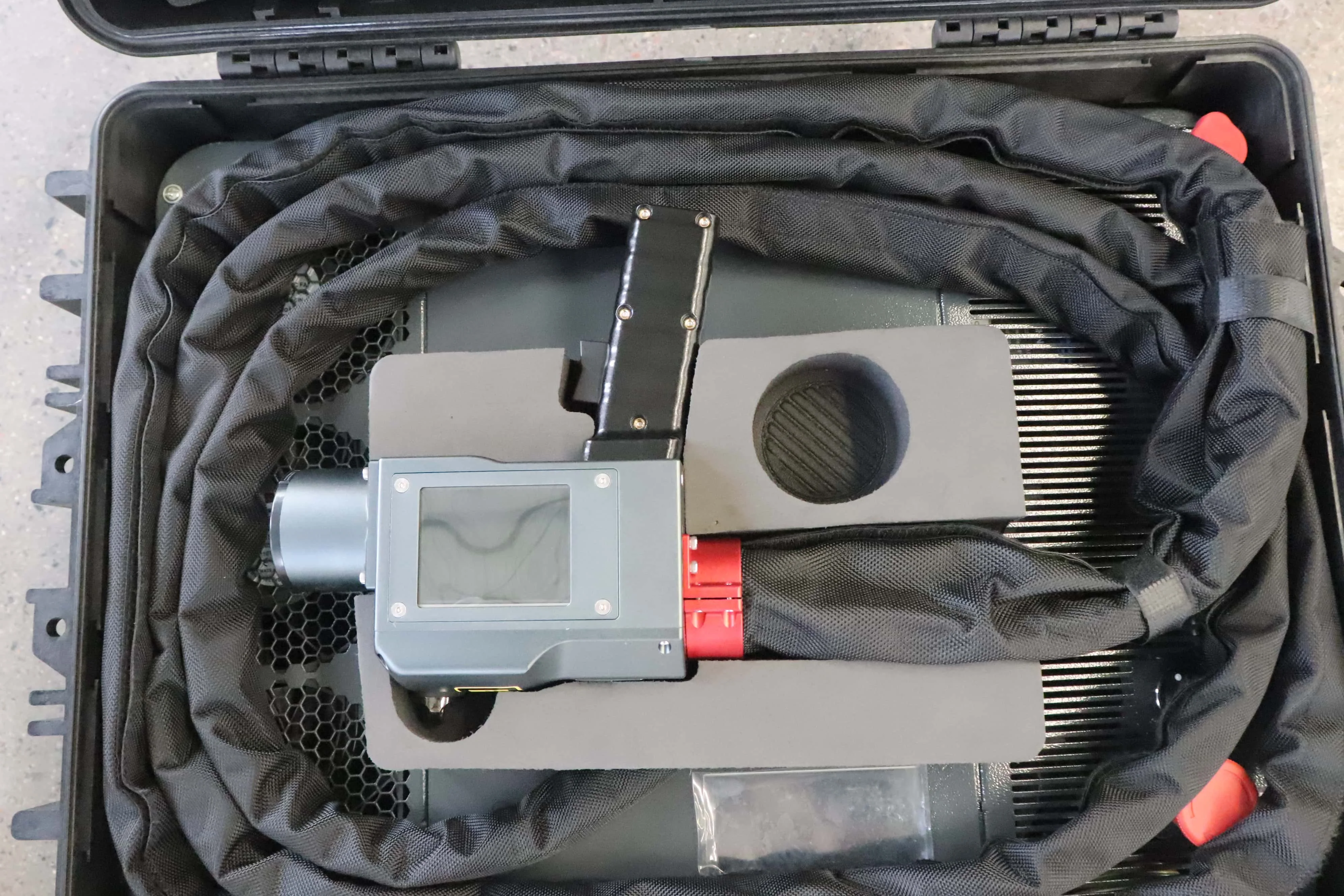 500W draagbare fiberlaserreini - Industrial Laser Paint Removal recensie en prijs