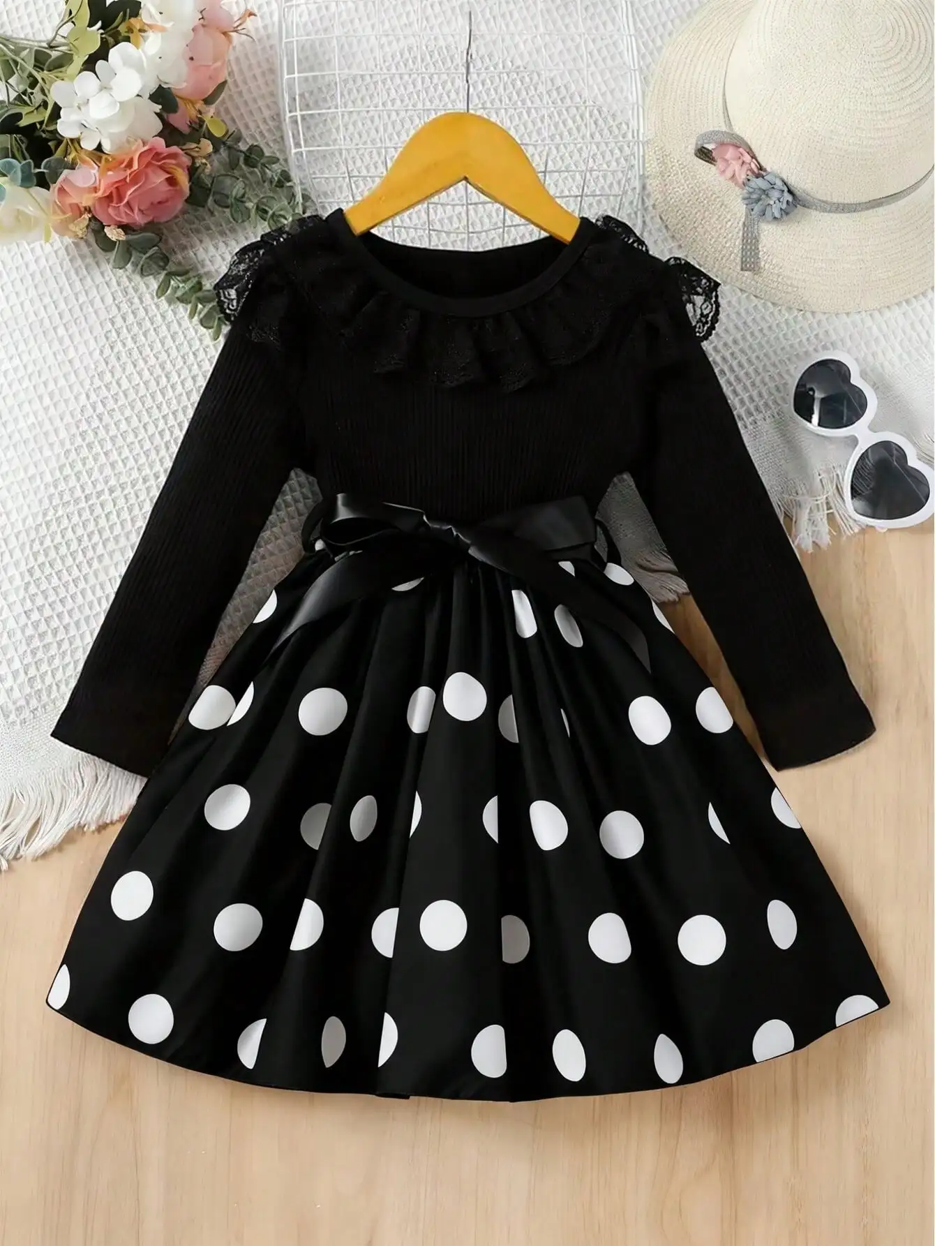 Summer children's casual and elegant round neck solid color strap long sleeved polka dot dress mid length skirt
