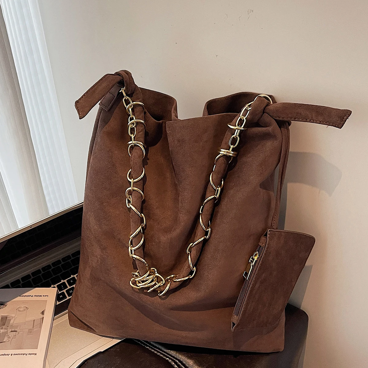 خمر المرأة الجلد المدبوغ حمل الحقائب سعة كبيرة الإناث اليومية التنقل سلسلة معدنية حقائب كتف الإناث تنوعا ماتي مقبض حزمة #4