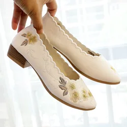 Veowalk Women Jacquard Fabric 4cm Medium Heel Shoes Ladies Embroidered Pointed Toe Slip On Pumps Chinese Dress Shoes