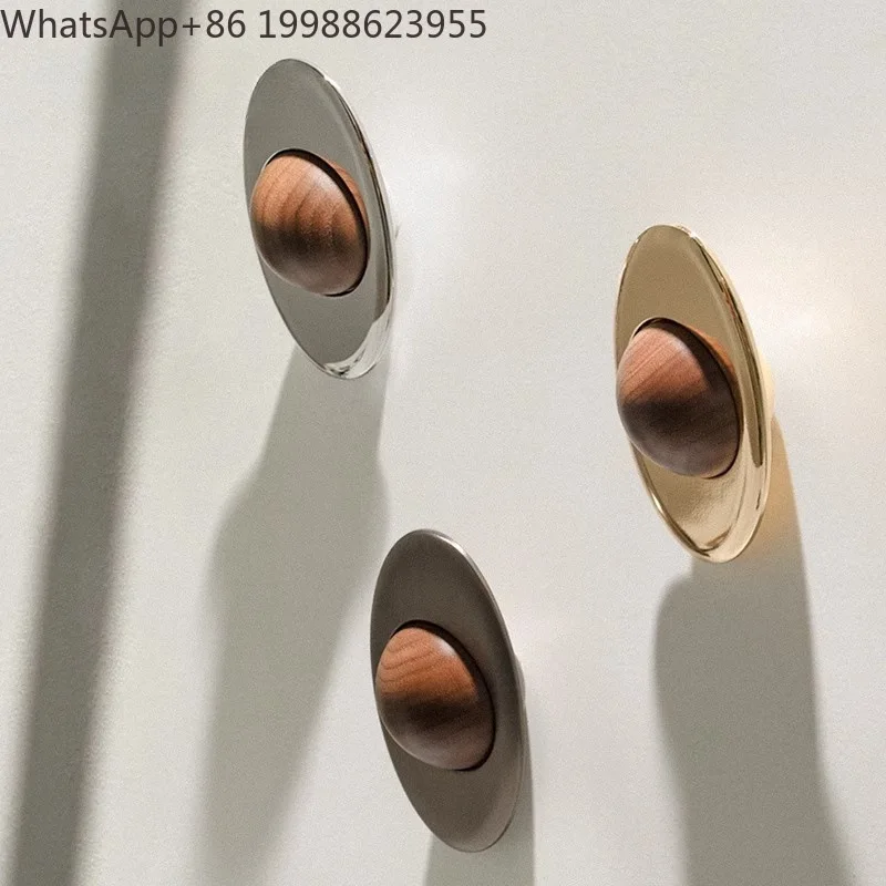 Creative Astronaut Spaceship Corner Wall Mounted Hook for Coats And Hats High Aesthetic Value Zinc Alloy Load Bearing up to 5kg