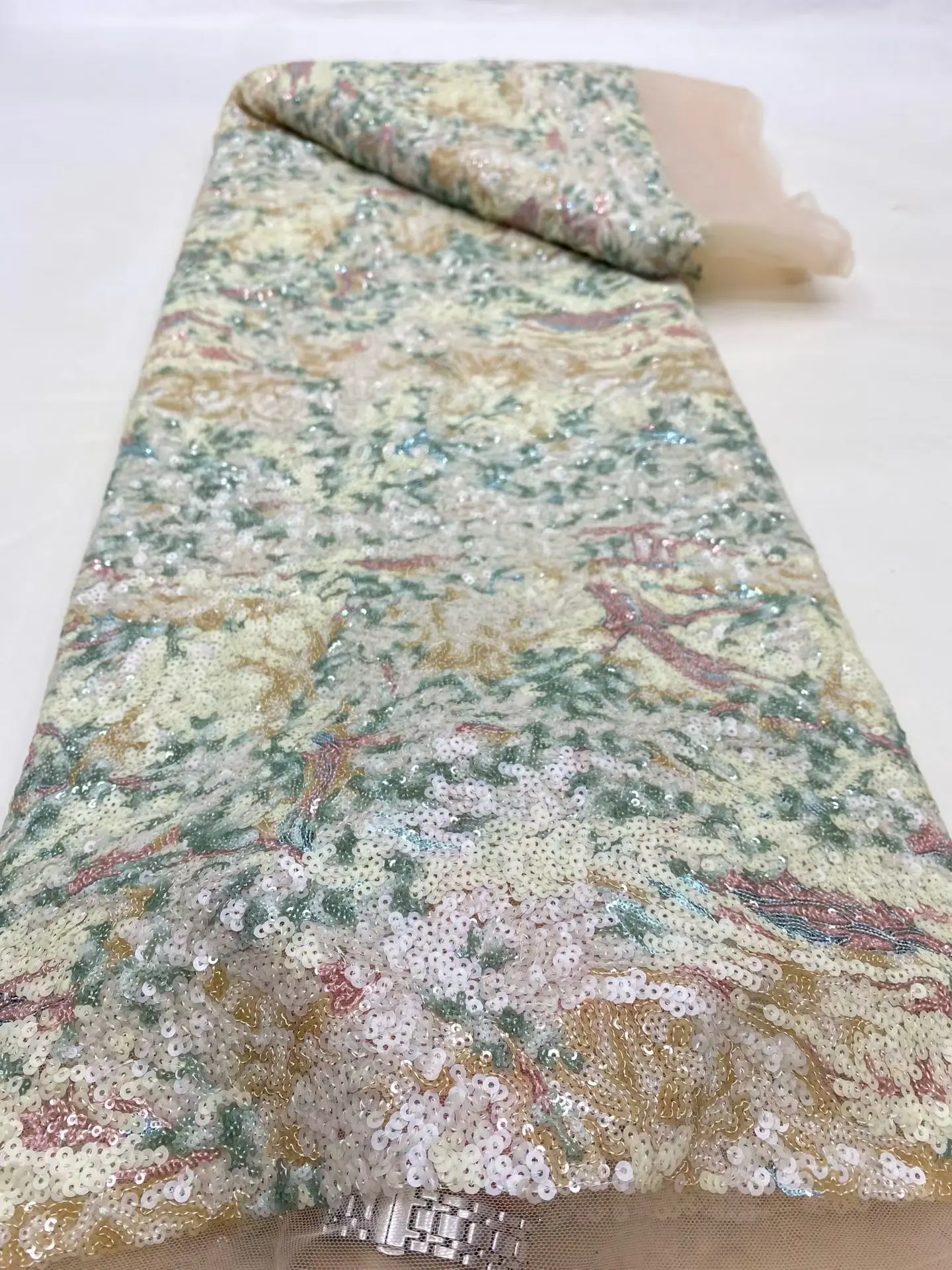 

African Nigerian 2025 Latest High Quality With Guipure Embroidery Tulle Sewing Lace Fabric Dresses Sequins 5Yards DP0474