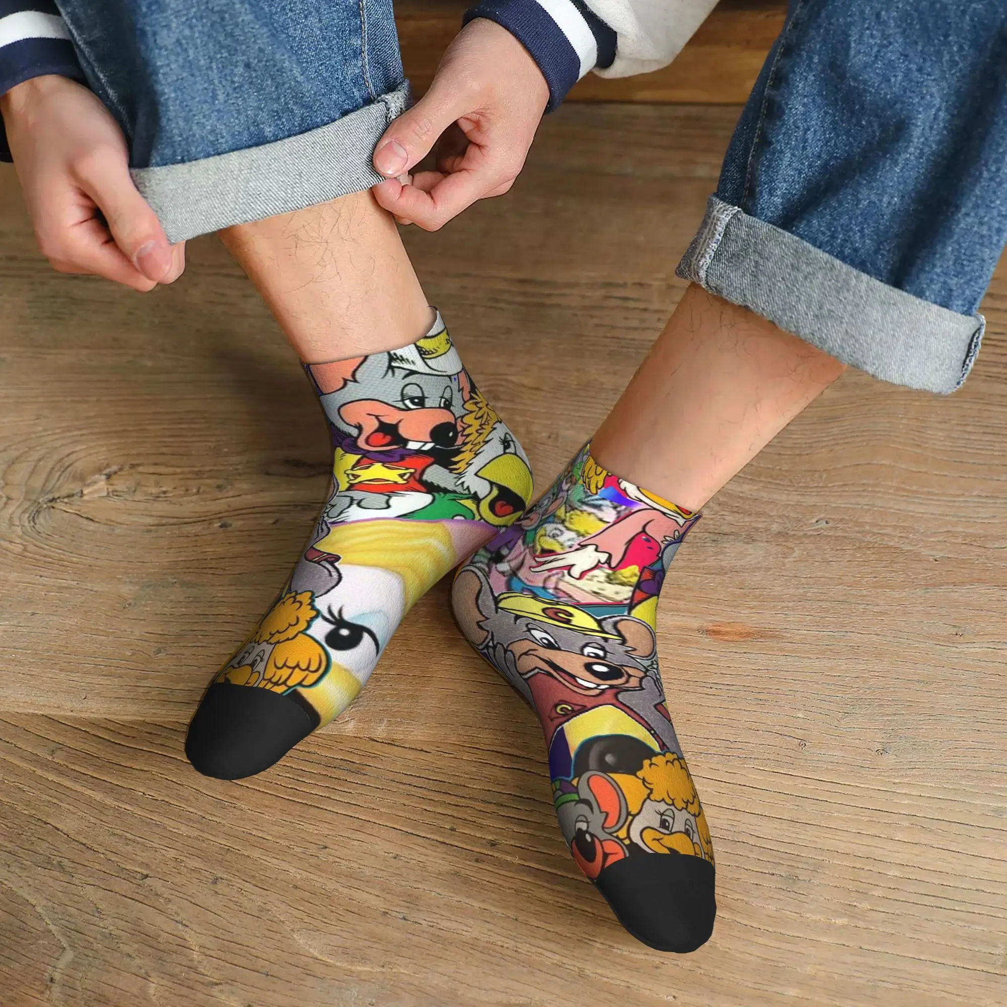 

All Seasons Chuck E Cheese Socks Harajuku Super Soft Sport Middle Tube Socks Soft Fashion Stockings for Men Women Gifts