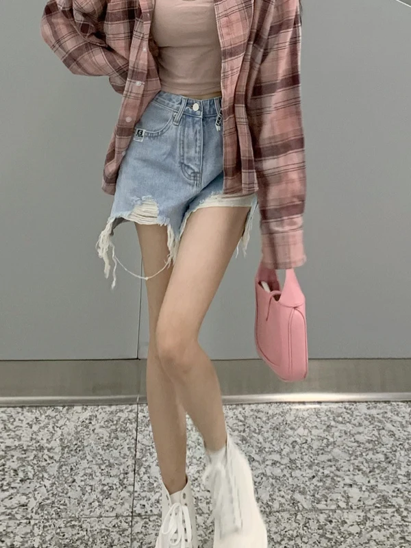 Koszula damska plus size 300 Pou Faionable Korean Sle Plaid Casual, w kratę, luźny krój, odzież damska na wiosnę i jesień, do noszenia jako warstwa wierzchnia.