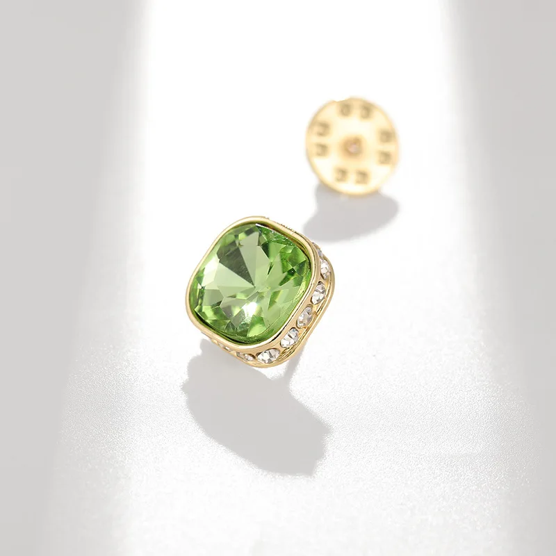 Fashionable Simple Diamond-Studded Crystal Collar Pin, Elegant Korean-Style Anti-Exposure Buckle Brooch Accessory