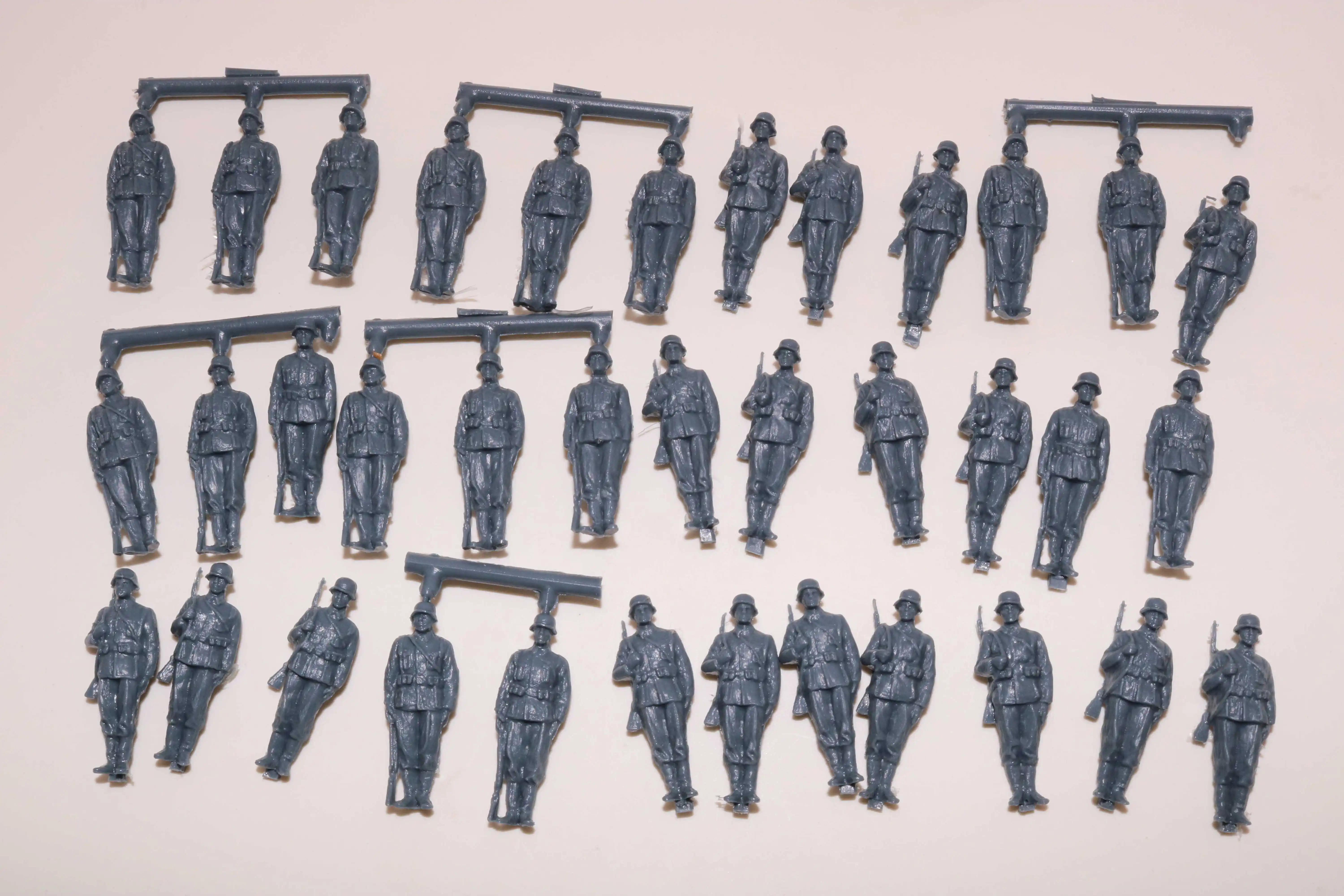 1/72 Scale Die-cast Resin 72533 Soldiers In 36-man Group Model Kit, Unpainted, Free Shipping