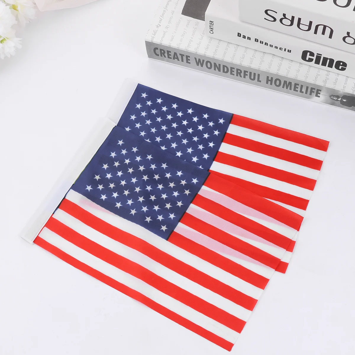

1pc 21X14Cm Desktop Decor Polyester National Stick For Home Office Table Display Uv Resistant Mini Flag Britain Us Flag