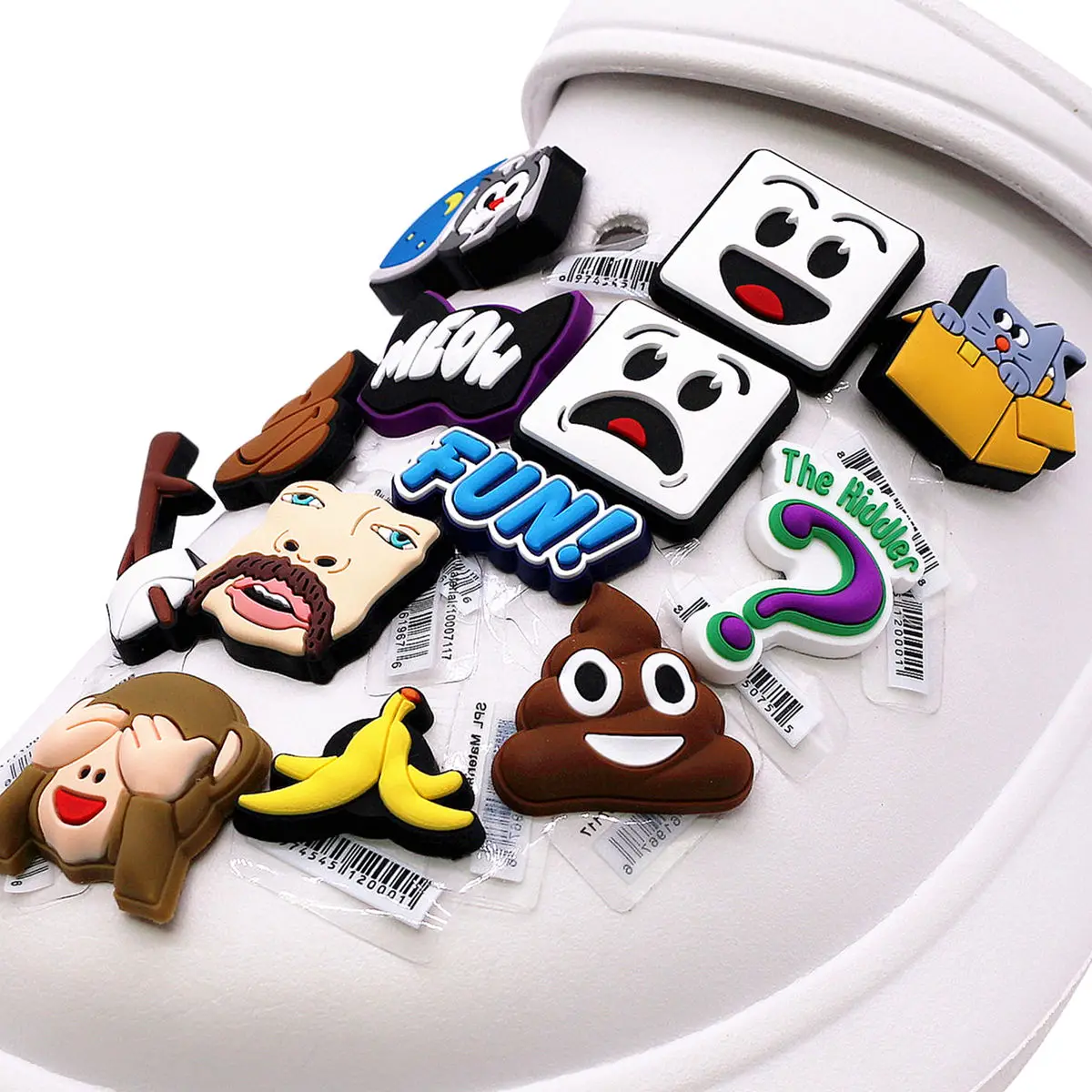 1 Pcs Original The Riddler PVC Shoe Charms Decorations Upper Accessories Fun Cat Shit Monkey Banana Peel Shapes Clogs Clip Pins