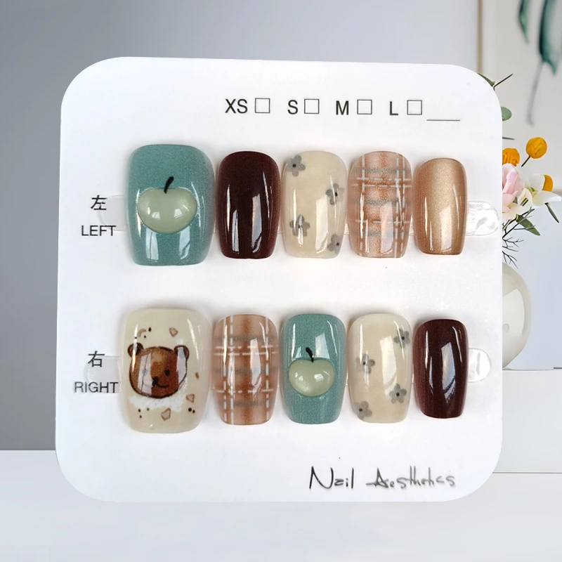 

10 шт., женский милый медведь и 3D Apple с дизайном «кошачий глаз», пресс для ногтей, коричневый ретро, клетчатый цветочный узор, пластина для ногтей, накладные ногти