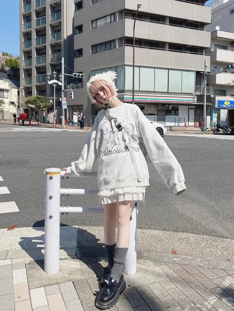 

Новая женская толстовка-худи оверсайз с мультяшным принтом, осенне-зимняя, с круглым вырезом, длинным рукавом, из махровой ткани