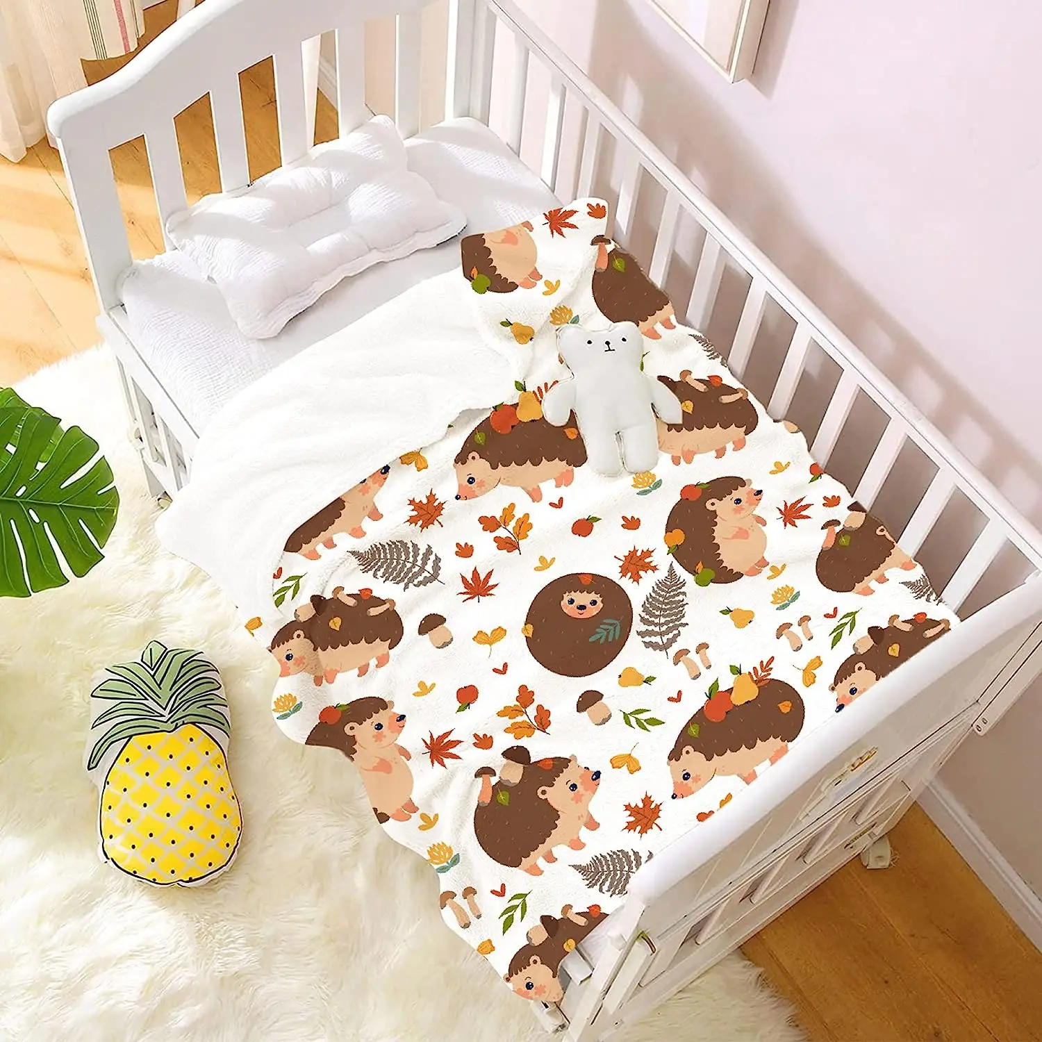 Hedgehogs with Mushrooms Throw Blanket, Autumn Leaves Blankets, Wild Nature Animals Blankets for Boys and Girls, Ultral