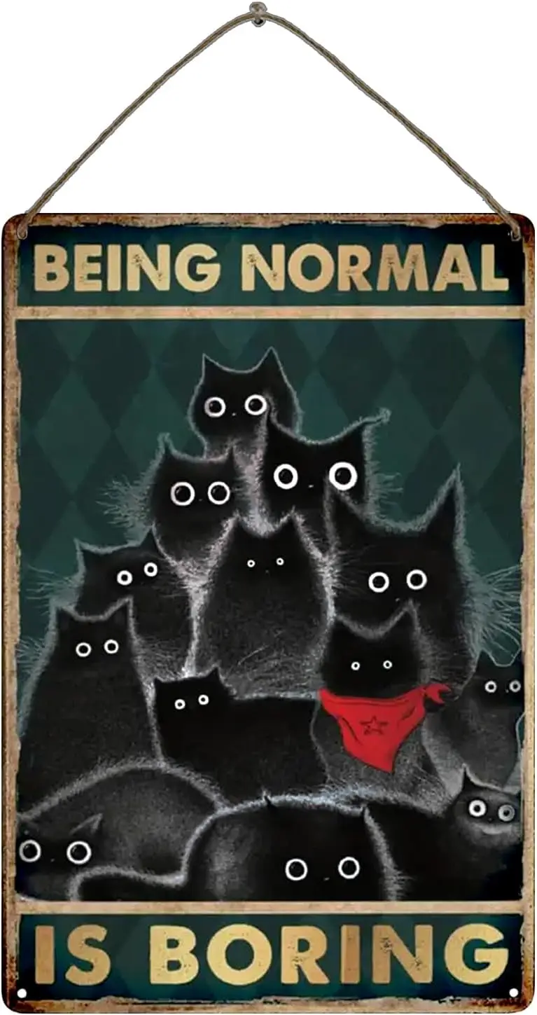 Decoración de pared vintage con diseño de gato negro, arte de pared de gatos divertidos con la frase 'Ser normal es aburrido', letrero metálico retro para cocina y baño, arte de pared con diseño de gato.
