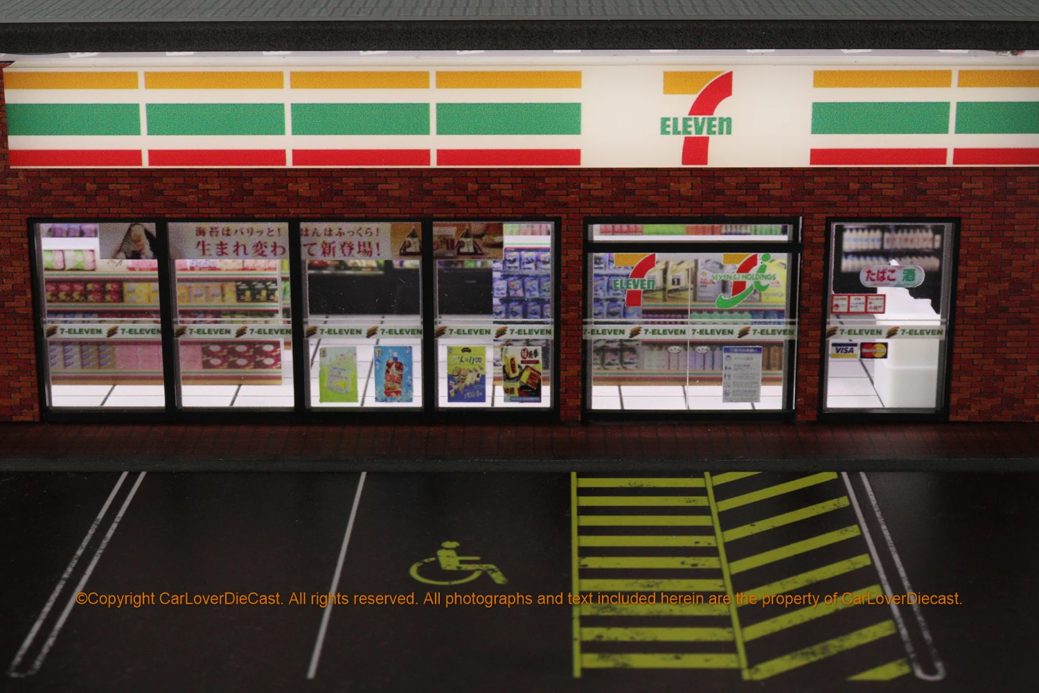 G-FANS Model 1:64 Led Light Diorama FamilyMart 711 Convenience Store Building w/Parking