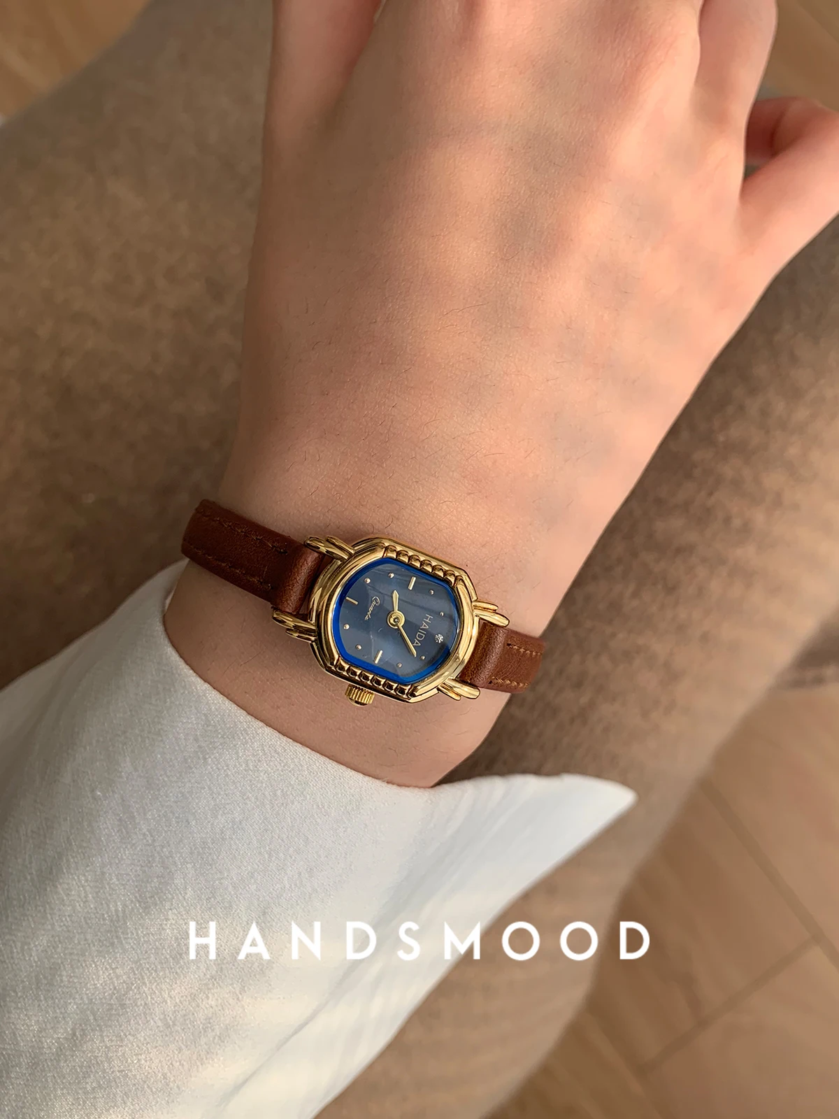 2026 Luxury Exquisite Natural Stone Bracelet Watch Fashionable Elegant Ladies' Wristwatch Stylish Quartz Watch Gift