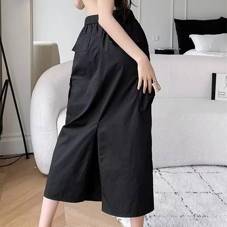 Women's Black Cargo Midi Skirt, Elastic Waist Drawstring A-Line Skirt with Multi Pockets, Casual Quick-Dry Utility Skirt