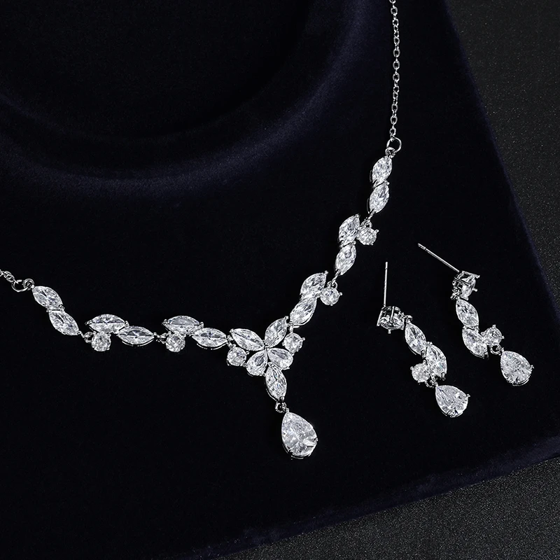 

JADE ANGEL Women Jewelry Set Rhinestone Crystal Bride Choker Necklace a Earrings Set for Wedding Party