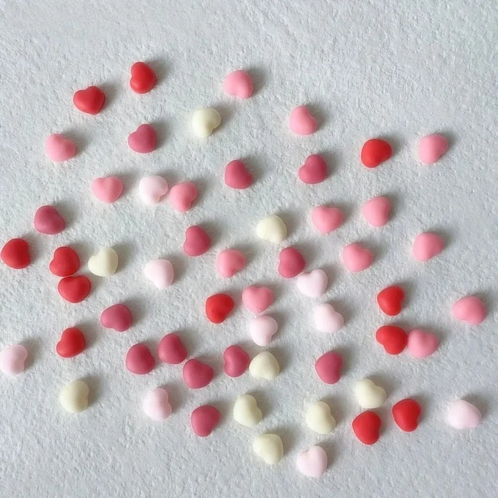 50Pcs/Set Flat Bottom Heart-shaped Resin Nail Art Valentine's Day 5 Colors Mini Nail Art Charms Peach Heart Nail Art Decorations