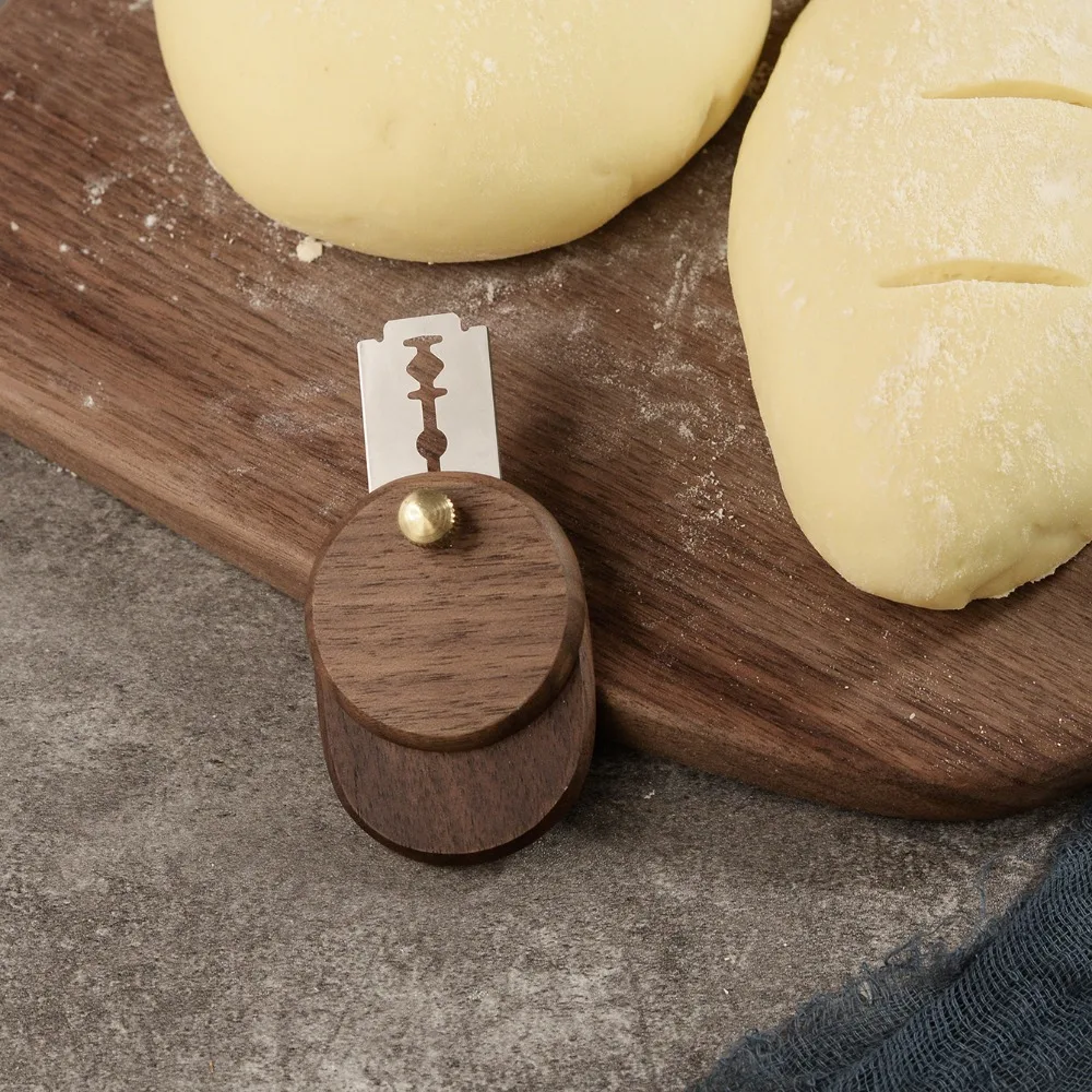 Folding Wood Handle Bread Lame with 5 Replaceable Blades Professional Dough Scoring Cutter Vintage Detachable Dough Trimmer
