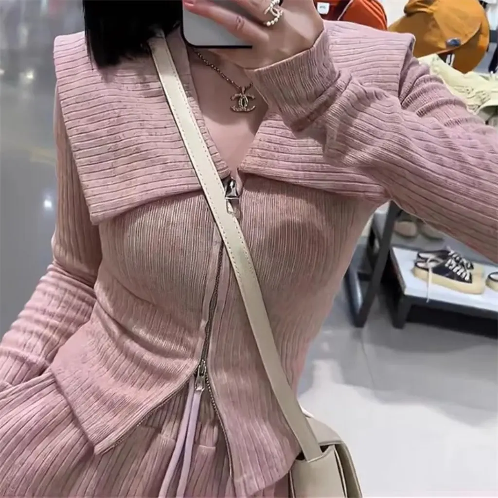 

Women's Off-Shoulder Two-Way Double Zipper Lapel Slim Sweater European American Style Autumn Winter Top