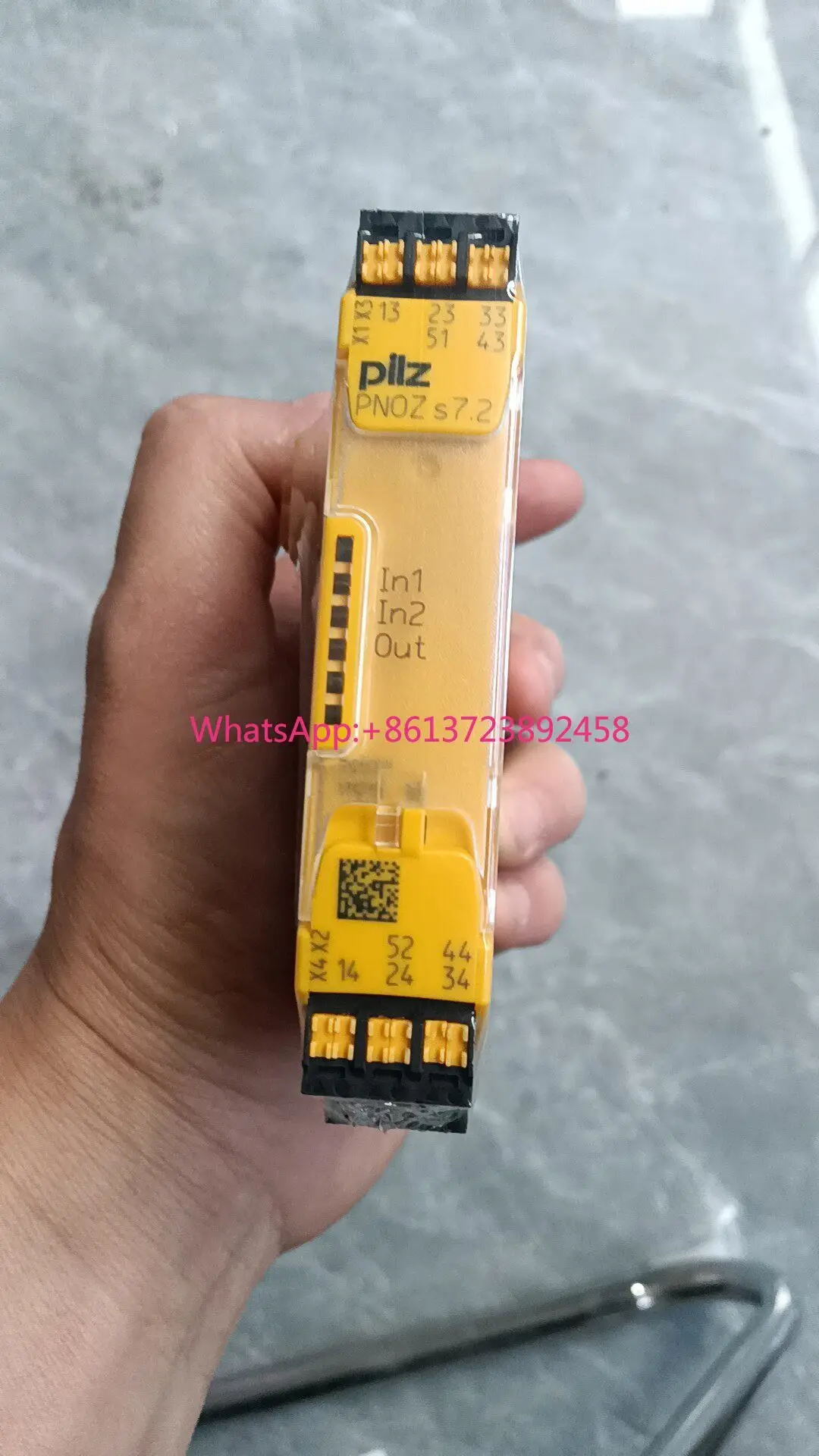 Pilz S7.2 751177 safety relay Germany original in stock