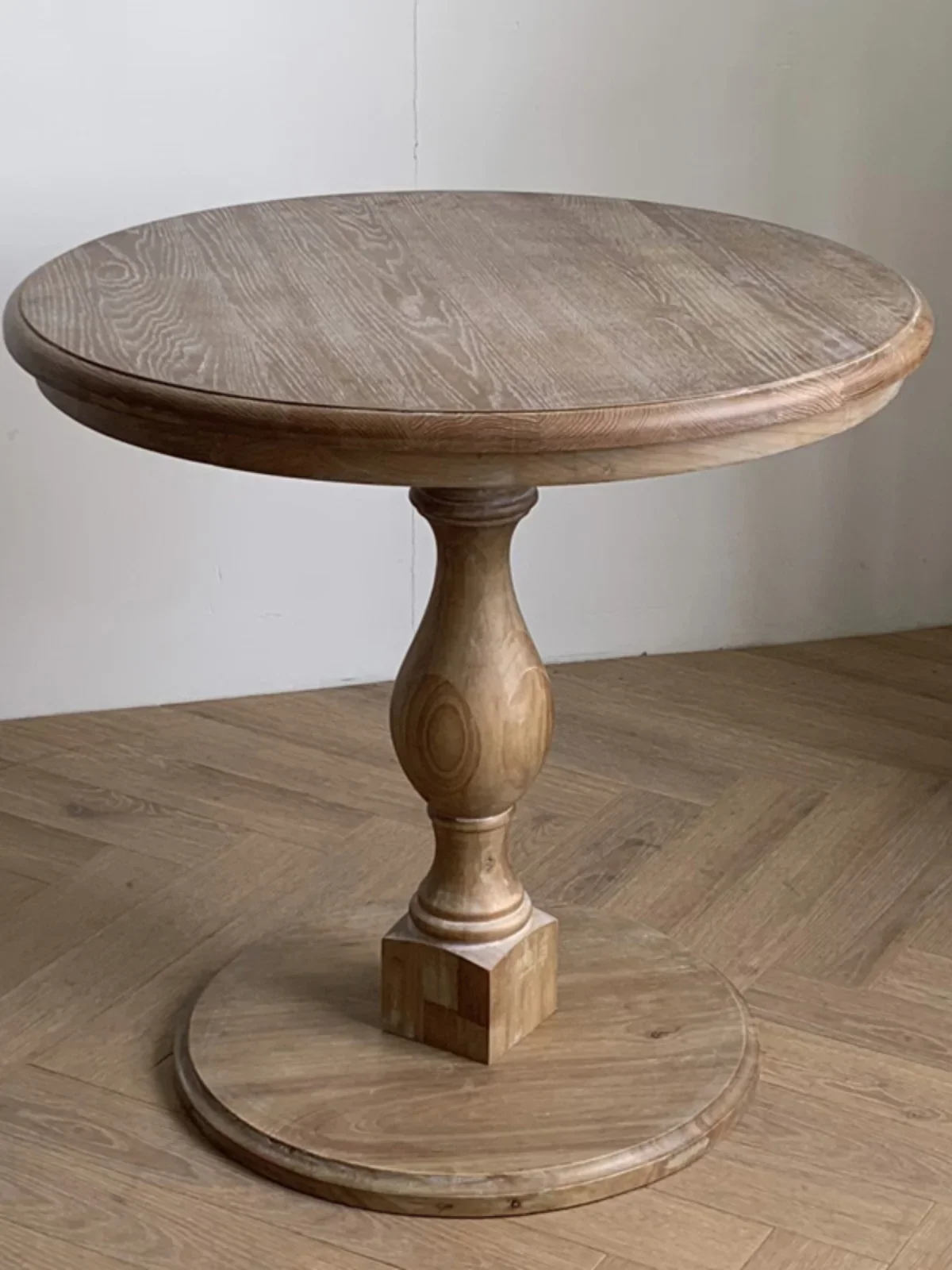 Retro solid wood casual small round table European French American oak small square table 2 people 4 people