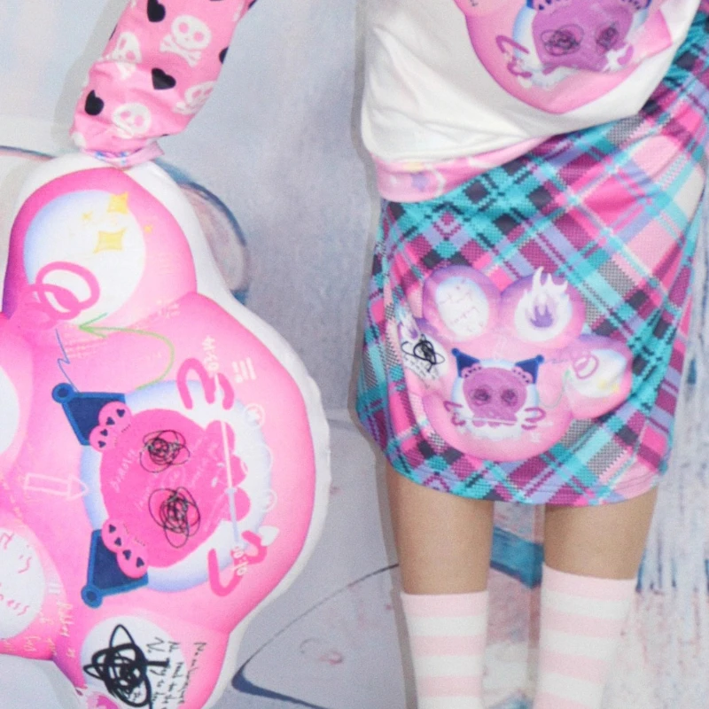Original Design Y2k Childlike Fun Cute College Women's Skirt Japanese Graffiti Printing Loose Plaid Elastic Waist Skirts Ladies