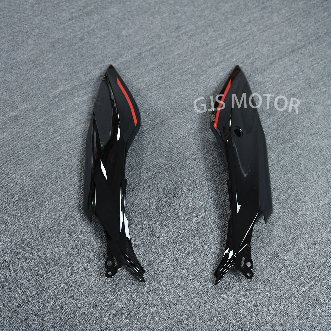 

Suitable for Kawasaki Ninja 400 Ninja400 2018-2024, the tailboard supports color customization