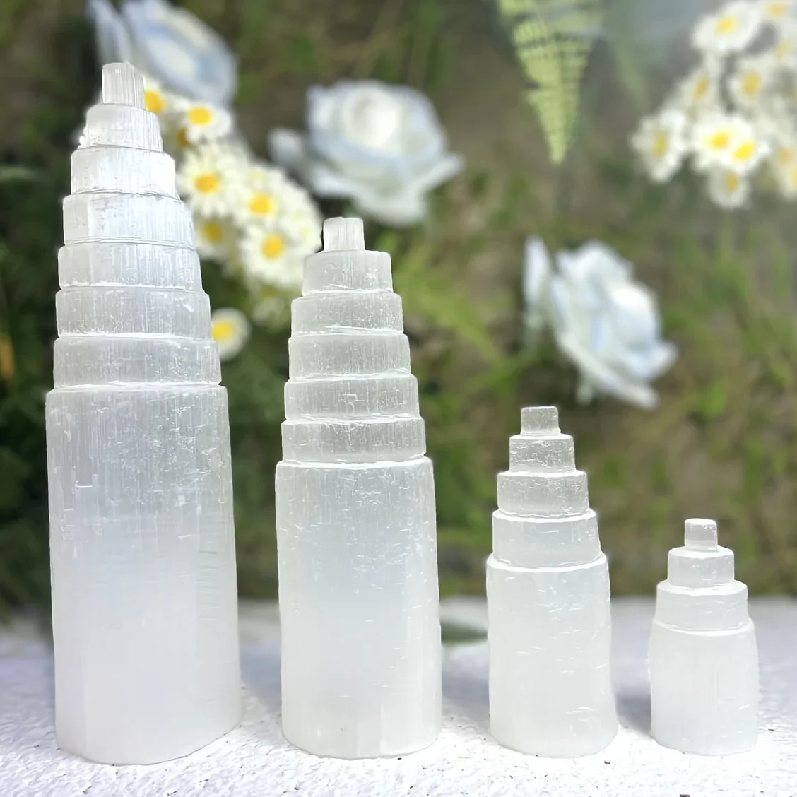Gypsum crystal tower DIY decoration eliminates negative energy and brings good luck. The first choice for holiday gifts