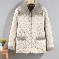 2022 yeni aşağı pamuklu ceket kışlık ceket kalın moda yastıklı kısa kapüşonlu ceket içinde ekmek giyim pileli parlak beyaz Parka